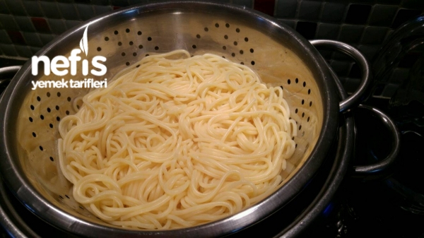 Kremalı Mantarlı Spagetti Makarna - Nefis Yemek Tarifleri içeride Rüyada Spagetti Makarna Görmek