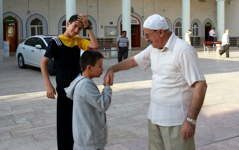 Rüyada Akrabalarını Görmek - Rüya Meali tamamen Rüyada Ölmüş Akrabalarını Görmek Ne Anlama Gelir