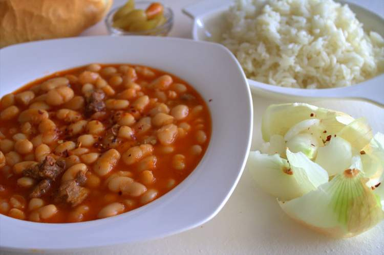 Rüyada Kuru Fasulye Soğan Yemek - Ruyandagor içeride Rüyada Soyulmuş Kuru Soğan Görmek Ne Demek