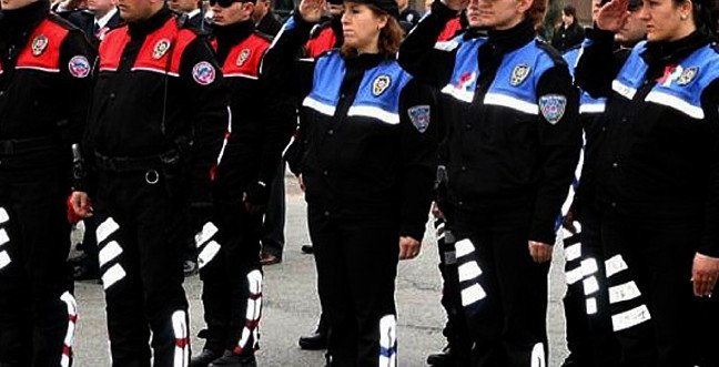 Rüyada Polis Görmek Iyiye Mi Yoksa Kötüye Mi Işarettir? fiçin Rüyada Polis Tarafından Durdurulmak