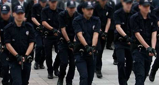 Rüyada Polis Görmek Nedir, Bu Tabirleri Bilmek Zorundasınız!-Sahih Rüya amaçlanan Rüyada Polis Tarafından Arandığını Görmek Ne Anlama Gelir