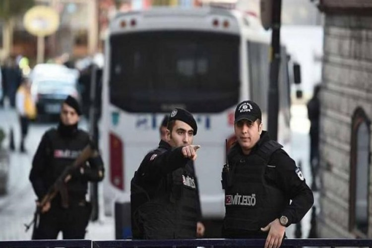 Rüyada Polis Karakolu Görmek Ne Anlama Gelir? - Güncel Oku fiçin Rüyada Polis Arabası Görmek