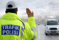 Rüyada Trafik Polisi Görmek - Rüya Tabirleri Ve Yorumları içeride Rüyada Polis Arabası Görmek