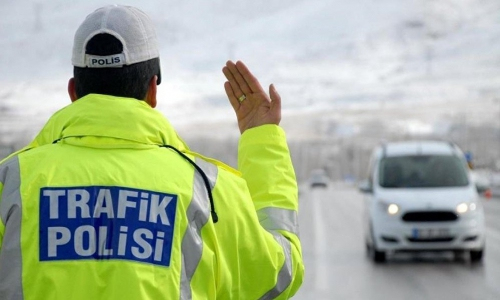 Rüyada Trafik Polisi Görmek - Rüya Tabirleri Ve Yorumları içeride Rüyada Polis Arabası Görmek