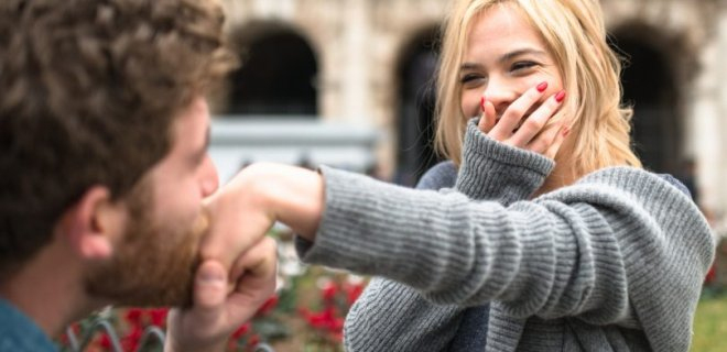 Rüyada Öpmek Görmek Ne Anlama Gelir? ile Rüyamda Bir Erkeği Öpmek Ne Demek