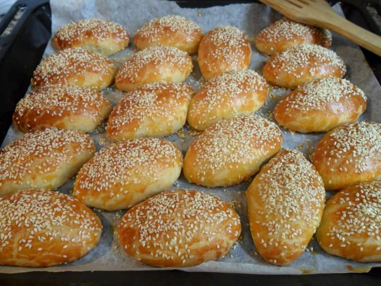 Rüyada Pasta Börek Yaptığını Görmek - Ruyandagor fiçin Rüyamda Yaş Pasta Görmek Ne Demek