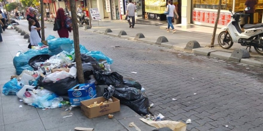 Rüyada Siyah Poşet Görmek - Rüyalar Dünyası tamamen Rüyada Zar Attığını Görmek